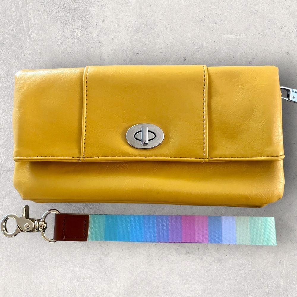 Amazon Clutch/Wristlet